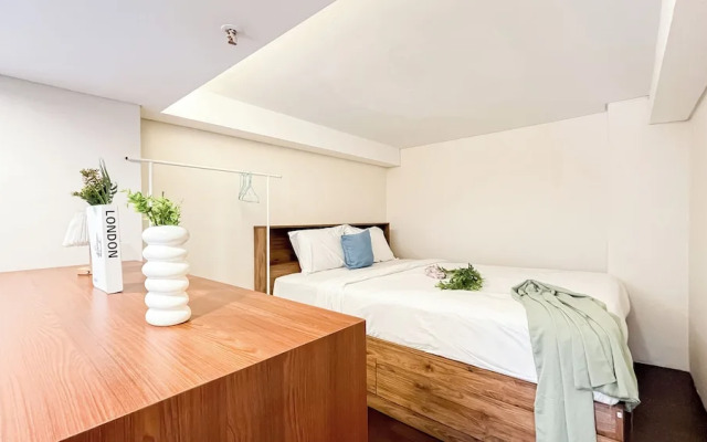 Quiet And Strategic Studio Loft At Apple 1 Condovilla Apartment