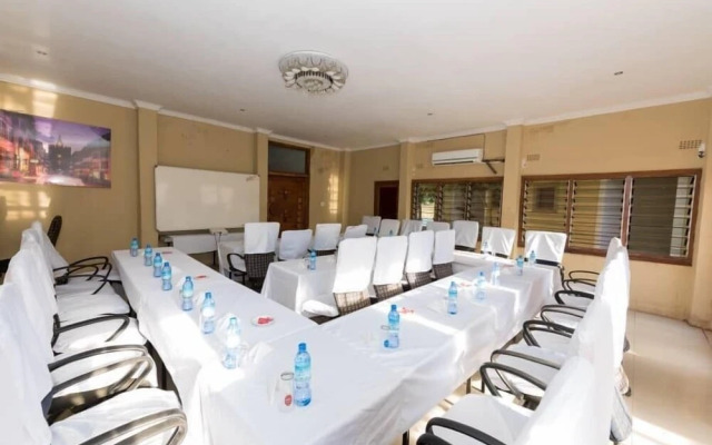 Pamadzi Beach Holiday Resort