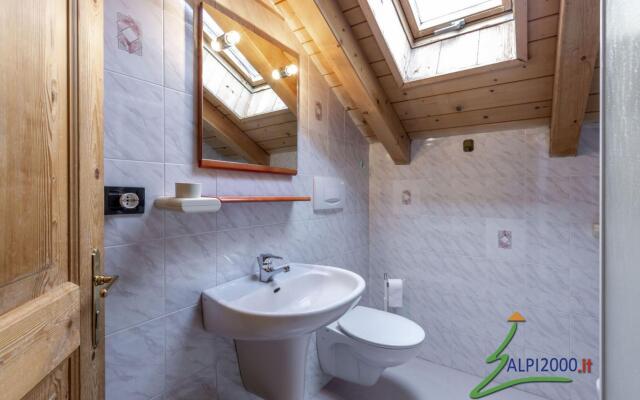 Faber, Three Room Apartment. -360 Faber