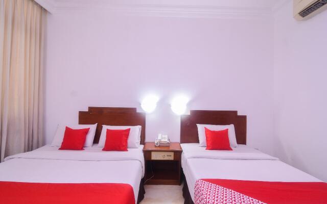 OYO 11342 Liwah Hotel