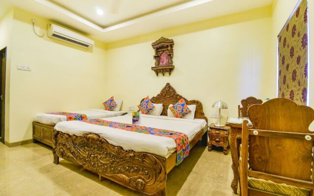 FabHotel Paradise For You