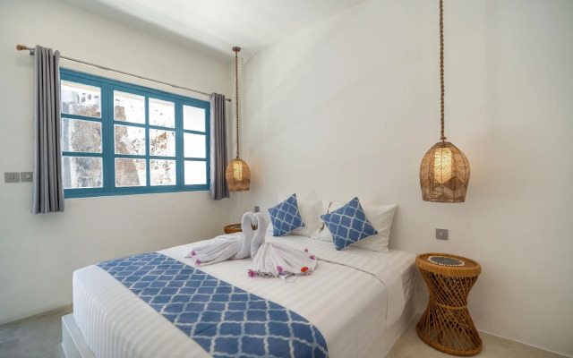 Seaesta Komodo Hotel & Hostel