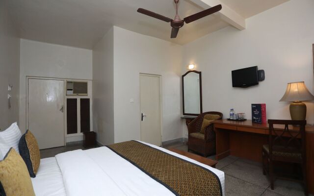 Capital O 10953 Dayal Lodge - A Boutique Hotel