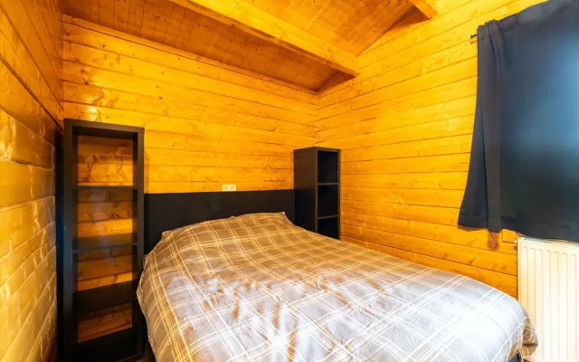 Chalet in Brabant Near Nature Reserves