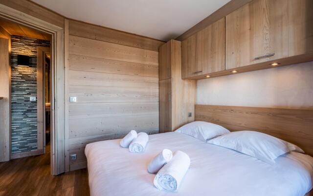 ITAUBA - Luxury ski in ski out apartment with sauna