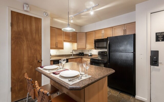 Snow Flower 066-studio Condo by RedAwning