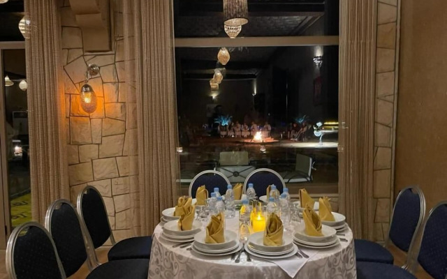 Yakout Merzouga Luxury Camp