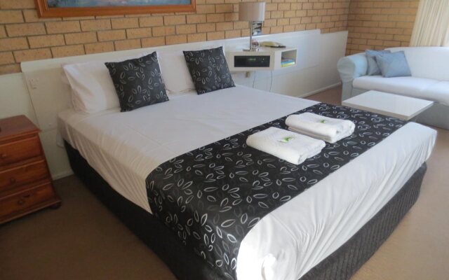Aspley Pioneer Motel