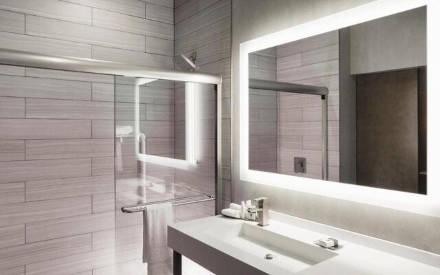 Hilton Garden Inn Minneapolis University Area