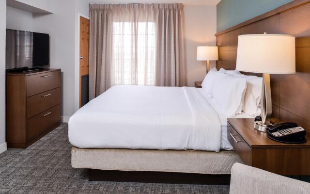 Staybridge Suites Indianapolis Downtown - Convention Center, an IHG Hotel