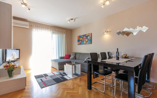 Awesome Home in Kastel Gomilica With Wifi and 3 Bedrooms