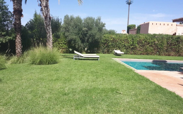 Apple Villa 46