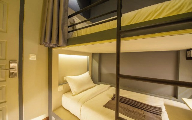 The Twizt Lifestyle Hostel & Hotel