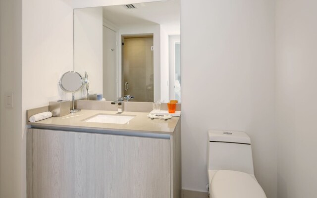 Hyde Resort and Residences, OceanMiami Collection