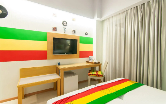 Rhadana Hotel