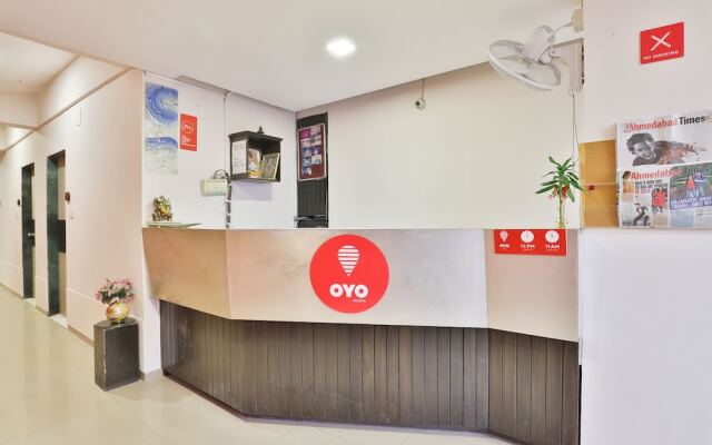Oyo 2156 Near Infocity