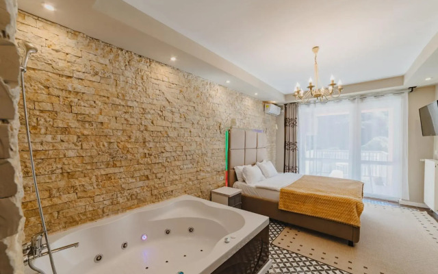 Romantic Jacuzzi Belleview Studio