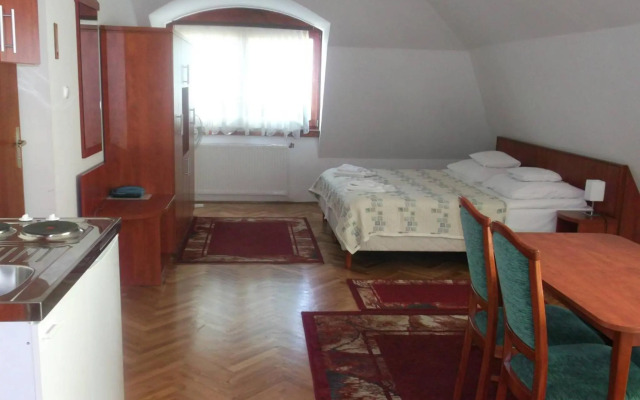 Helios Hotel Pension