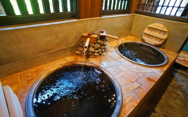 Hot Spring Inn Banya