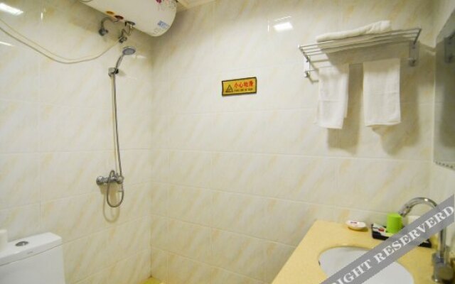 Zhongnan Business Hotel