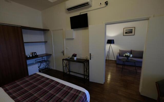 Scots House Hotel