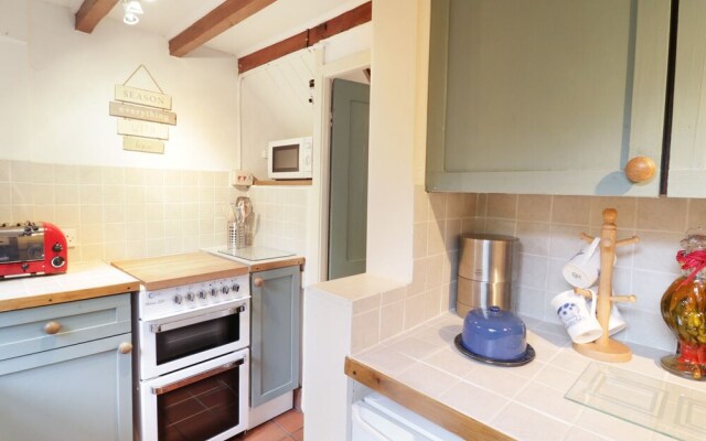 6 Gellilydan Terrace