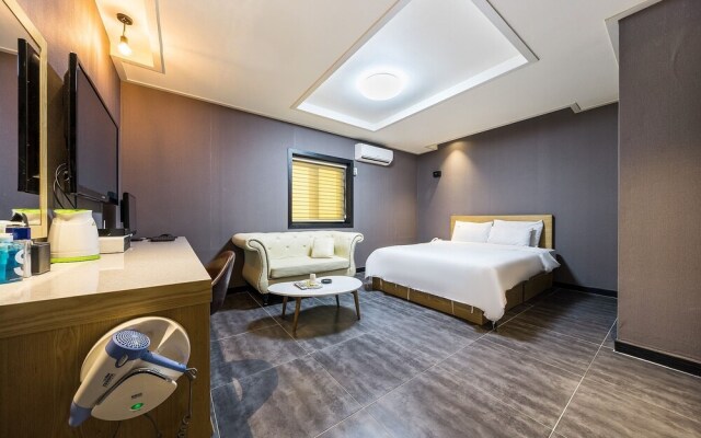 Suwon Hotel Flex