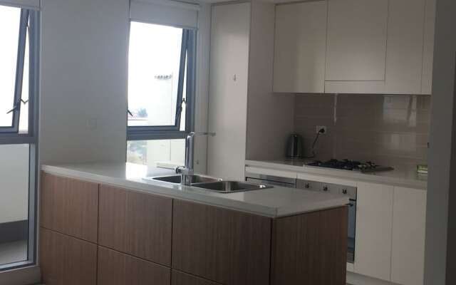 2 Bedroom High Rise Apartment