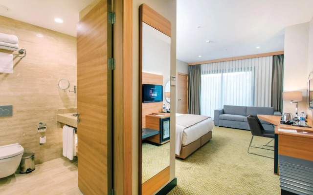 Mia City Hotel
