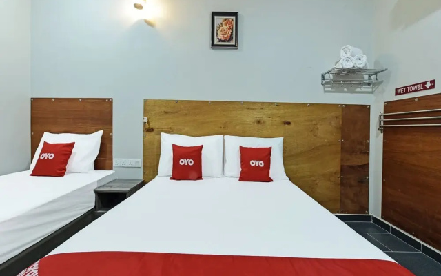 Super OYO Capital O 90687 Rs Hotel