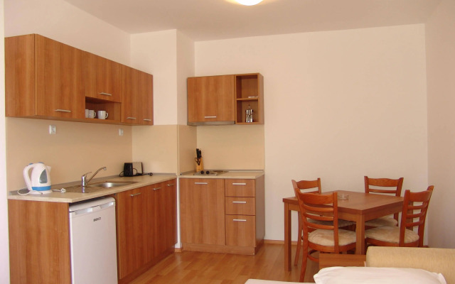 Apart-hotel Kasandra