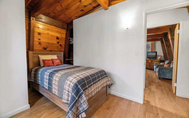 The Cozy Bear Cabin