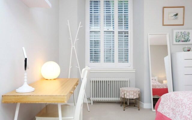 JOIVY Vibrant City Centre 2-bed Apt.