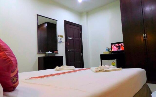 Thana Patong Guesthouse