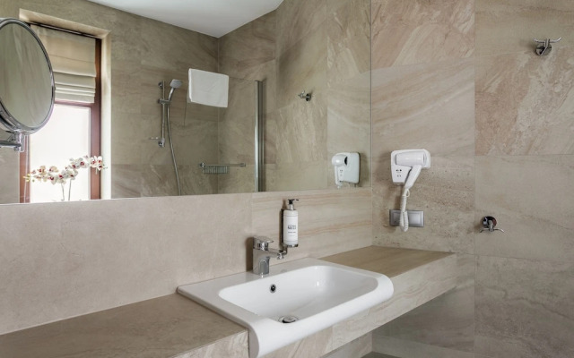 No.23 Premium Aparthotel