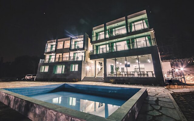 Jeju By the Hill Pension