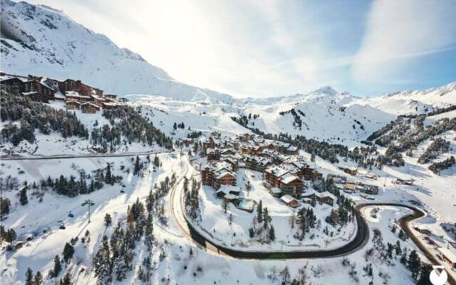 2 bed in Auberge Jerome Residence, Arc 1950