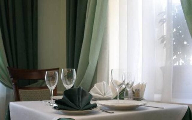 Gloria Hotel