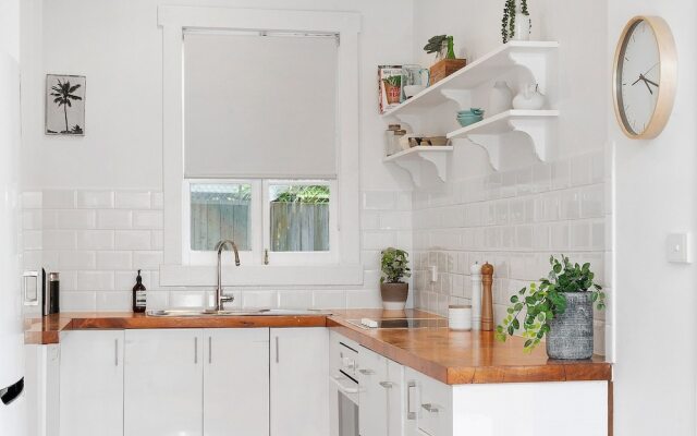 San Juan Surfers Cottage