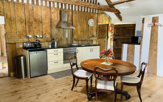 Beautiful Barn Conversion With Wood-burning Stove