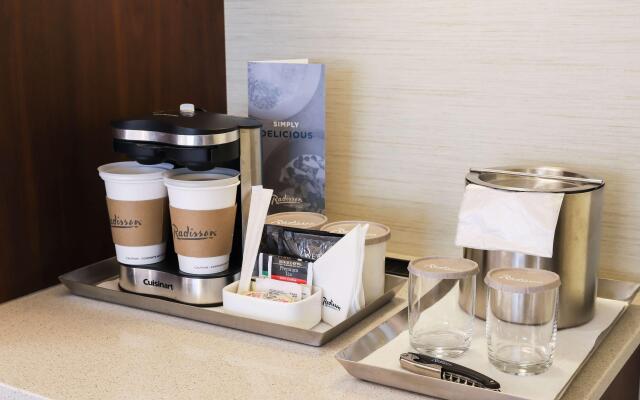 Radisson Plaza Hotel & Suites Kalamazoo