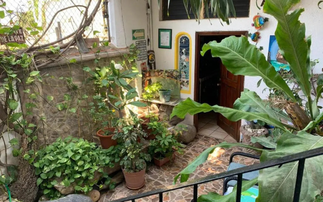 Casa Ana Ruth Hotel y Suites