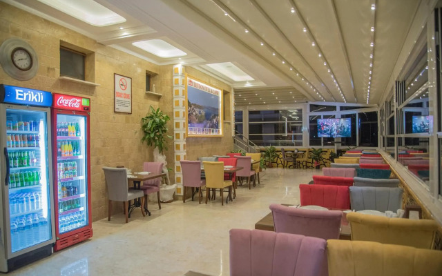 Kayi Hotel