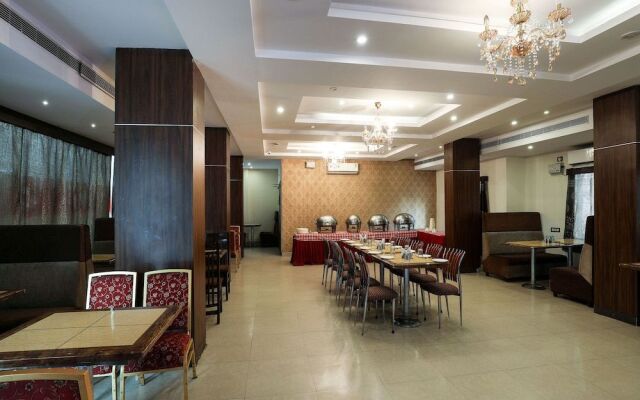 OYO 16539 Grand Sandarshini Inn