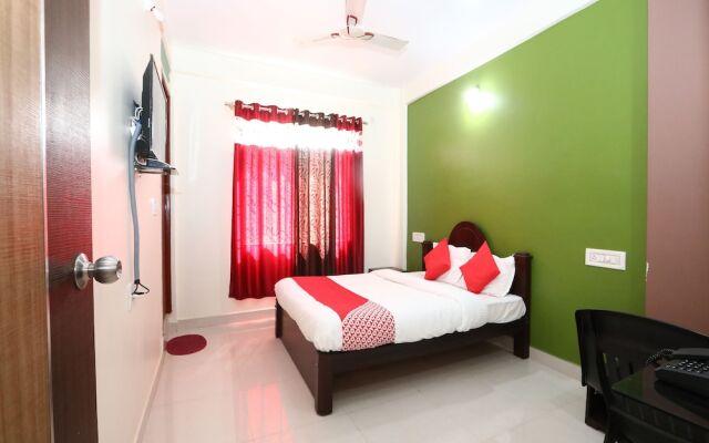 OYO 27782 Hosamane Lodge