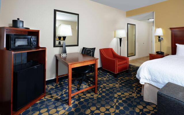 Hampton Inn & Suites Huntersville