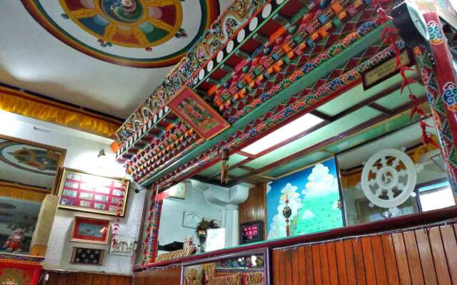 Hotel Phamrong Retreat