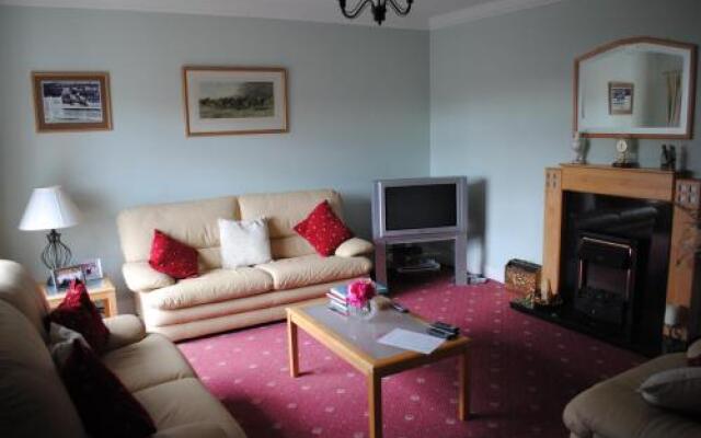 Oldcourt House Bed and Breakfast
