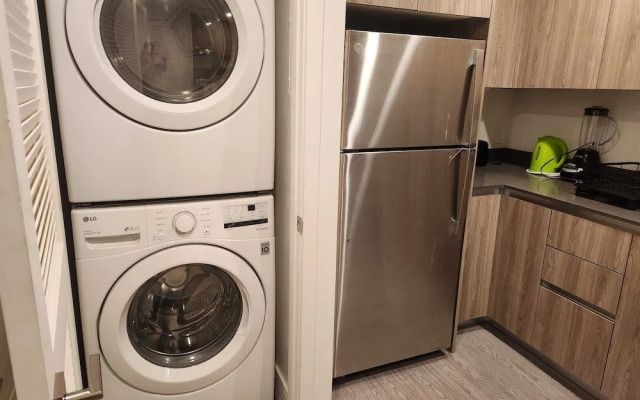 Urban Chic Apart-Hotels in Central LA