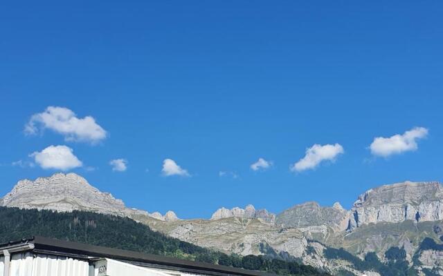 Aux croisements des stations du Mont Blanc